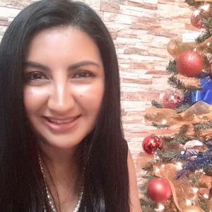 Meet your Posher, Carolina